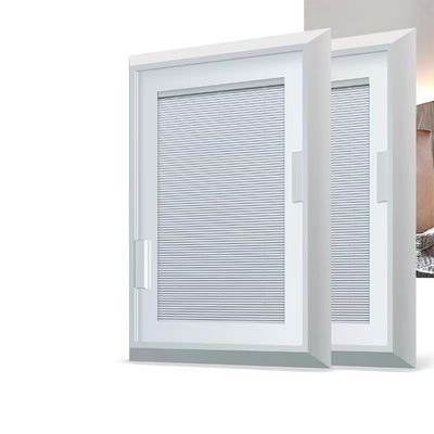 Magnetische absorptie van enkel glas van binnen en van buiten Vaste Venetiaanse blinde voor luiken